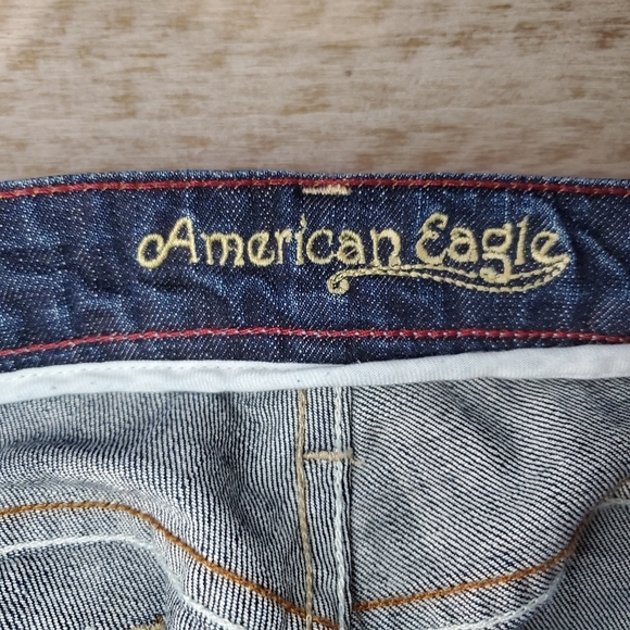 American Eagle Hipster lightly distressed Jeans 4 - Picture 6 of 7